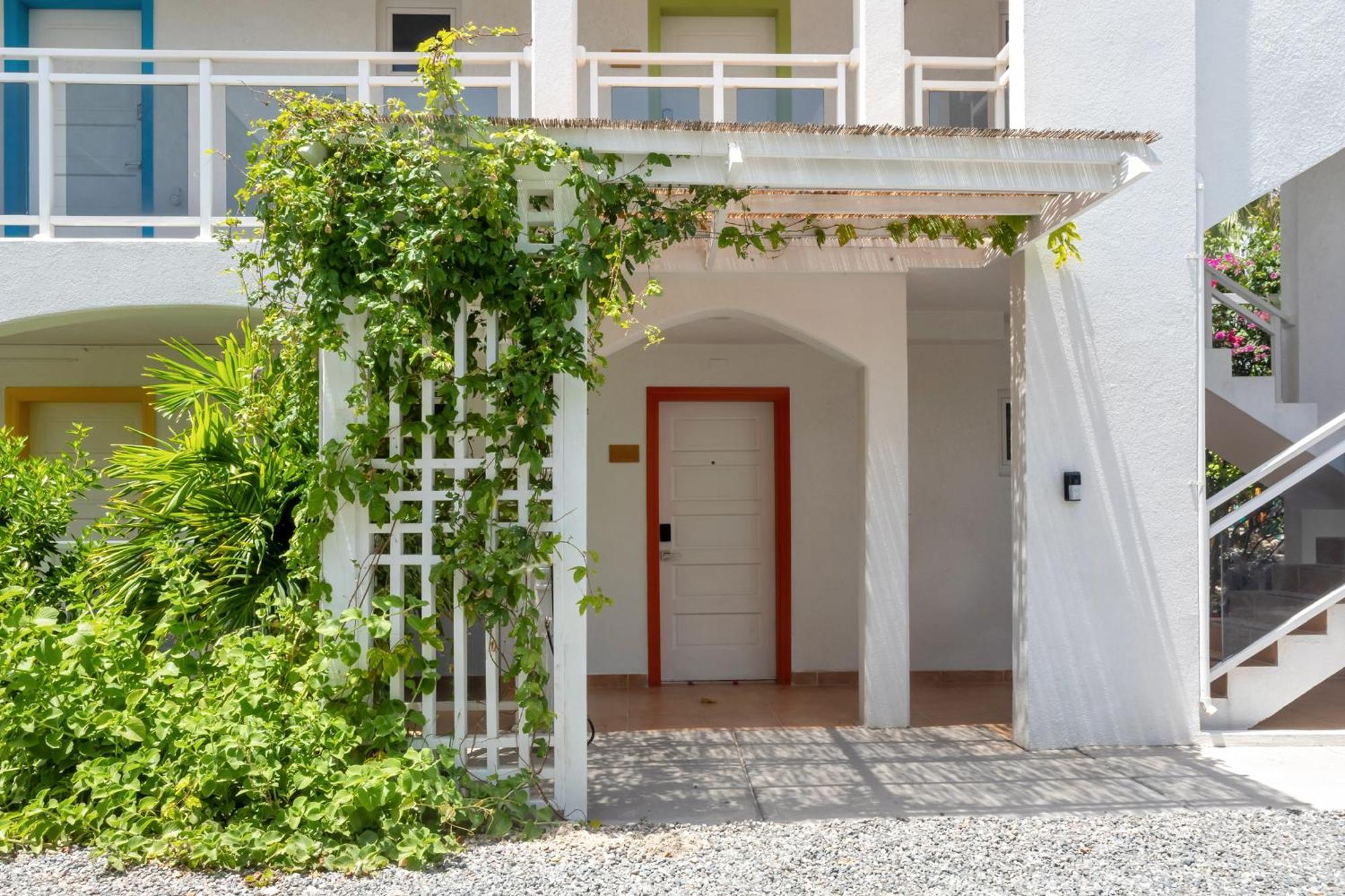 Maho Beach House - Luxe 1 Bedroom - Ocean Hideaway Extérieur photo
