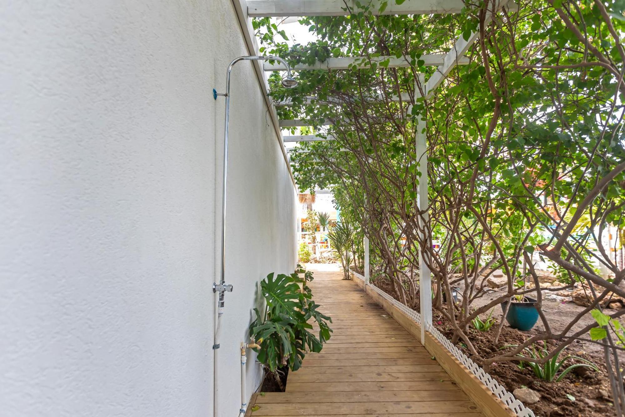 Maho Beach House - Luxe 1 Bedroom - Ocean Hideaway Extérieur photo